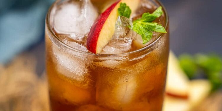 To keep yourself fresh in summer, drink Apple Ice Tea, how to make it