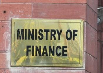 Golden opportunity to become Young Professionals in Union Finance Ministry, see details here