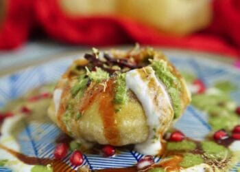 Raj Kachori Chaat Recipe Try Special Raj Kachori, if you don't get water in your mouth then say…