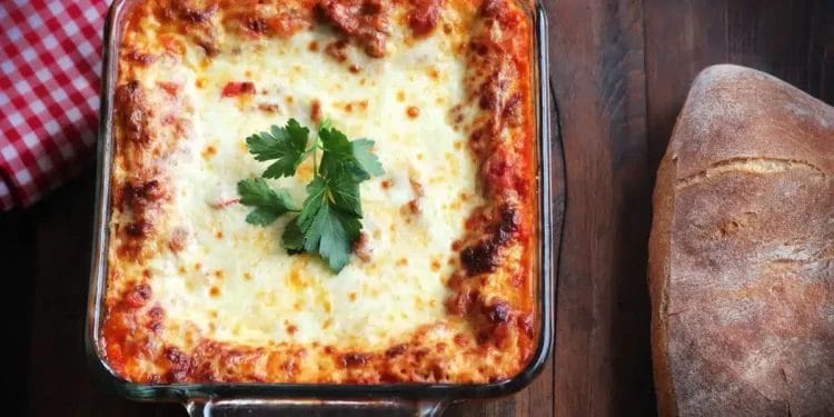 Have you made the Italian dish Cheesy Lasagna at home If not then definitely try this recipe