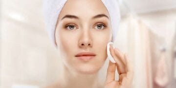 Follow these steps to maintain the glow of the skin