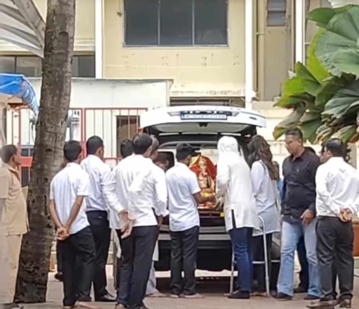 Shilpa Shetty brought home the idol of Bappa with full rituals, shared the video on social media