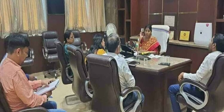 Ranchi Mayor Asha Lakra meeting