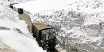 Jammu Kashmir Snowfall