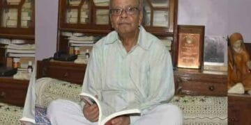 Senior writer Manager Pandey Death