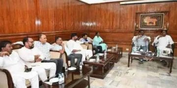 CM Hemant Soren holds meeting