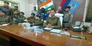 धनबाद: प्रिंस खान के चार गुर्गाें को पुलिस ने किया गिरफ्तार