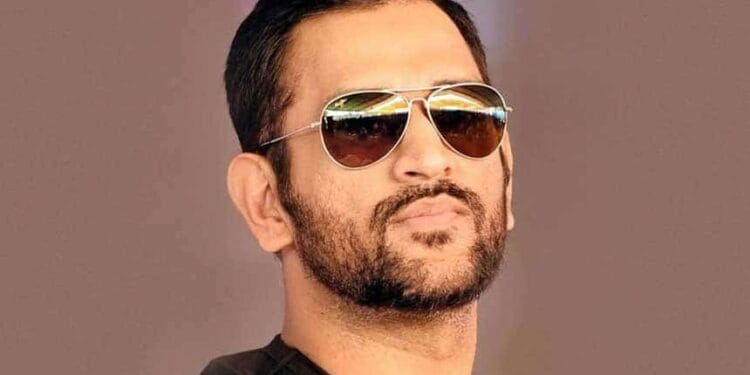 DHONI