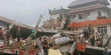 Earth shook by earthquake in Indonesia