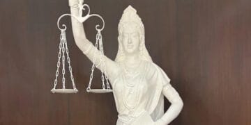 New statue of 'Goddess of Justice