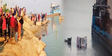 Fire brigade vehicle drowned in Ganga